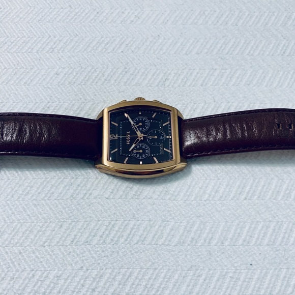 Fossil Rose Gold-Tone Chronograph Watch - Picture 4 of 6